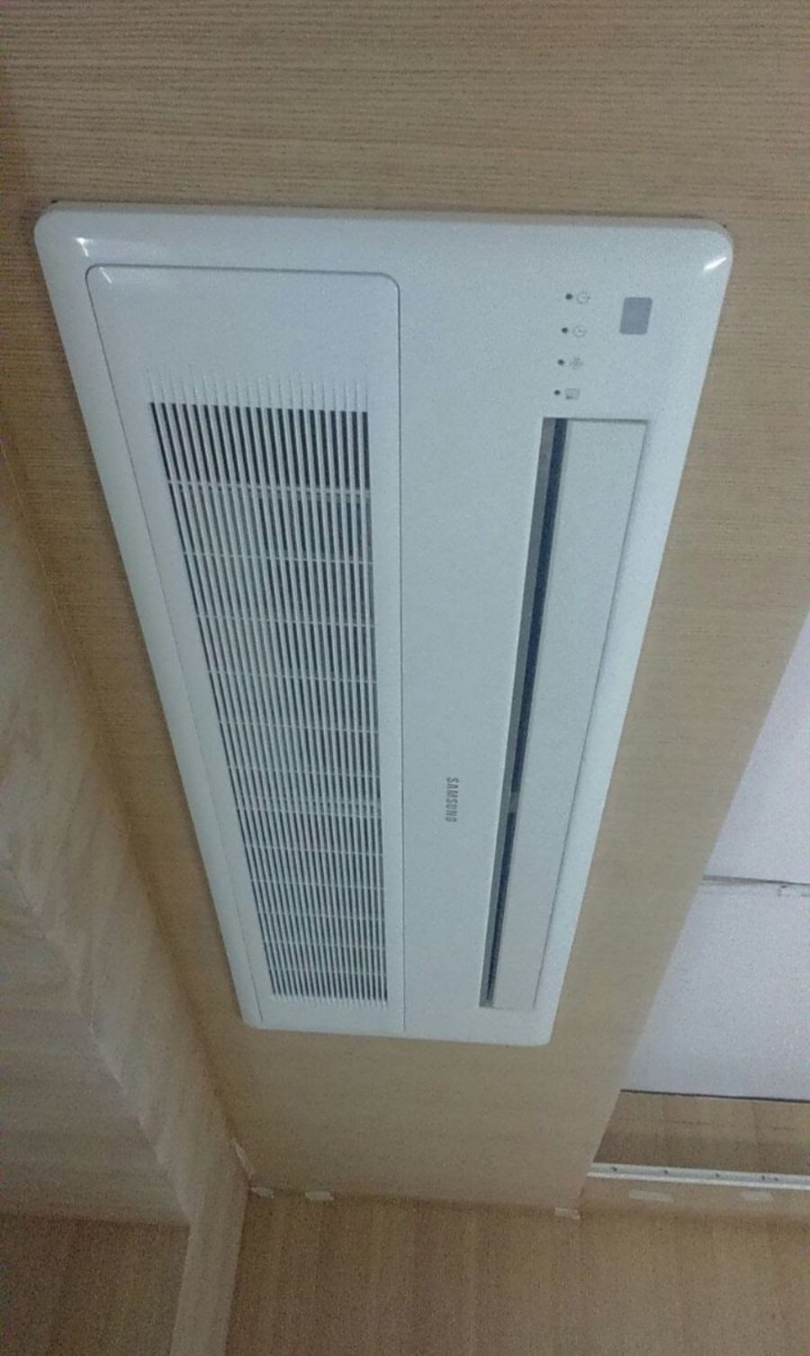 Voltas 1 Way Cassette 1.5 Ton Cooling Only